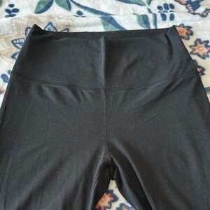 Aerie Women’s Classic Black Leggings